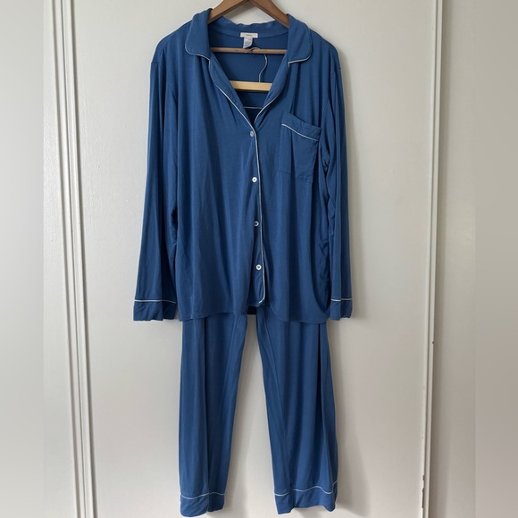 Eberjey L Gisele Long-Sleeve Tencel Pajama Set in Blue - Picture 2 of 8